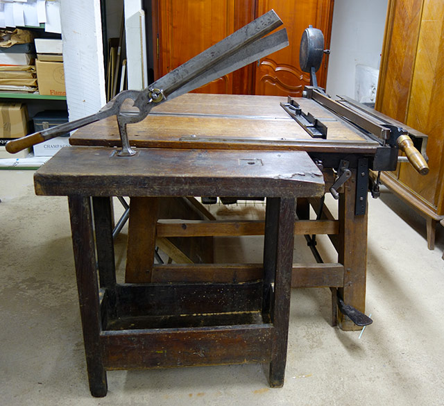 Cisaille à ébarber les brochures CisailleEbarber01.jpg