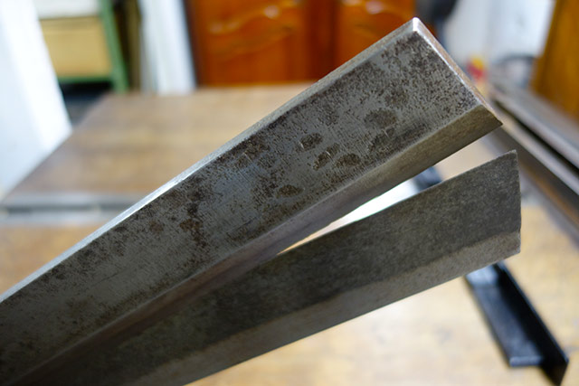 Cisaille à ébarber les brochures CisailleEbarber05.jpg