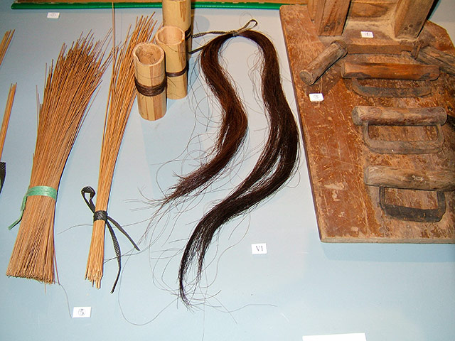 Matériel pour forme à papier. Hanji-Bat04.jpg