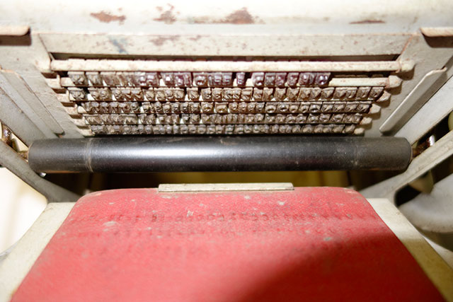 Presse jouet en tôle emboutie. PresseJouetToleEmboutie4.jpg