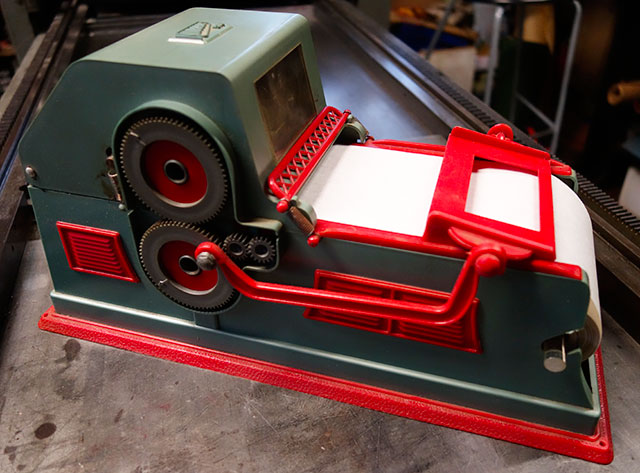 Presse jouet en matière plastique. RotativeNovimprim510-01.jpg