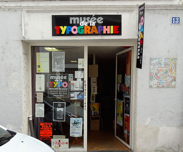 Tours-EntreeMusee.jpg